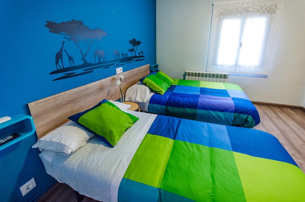 Hostal La Pastora Канделеда Экстерьер фото